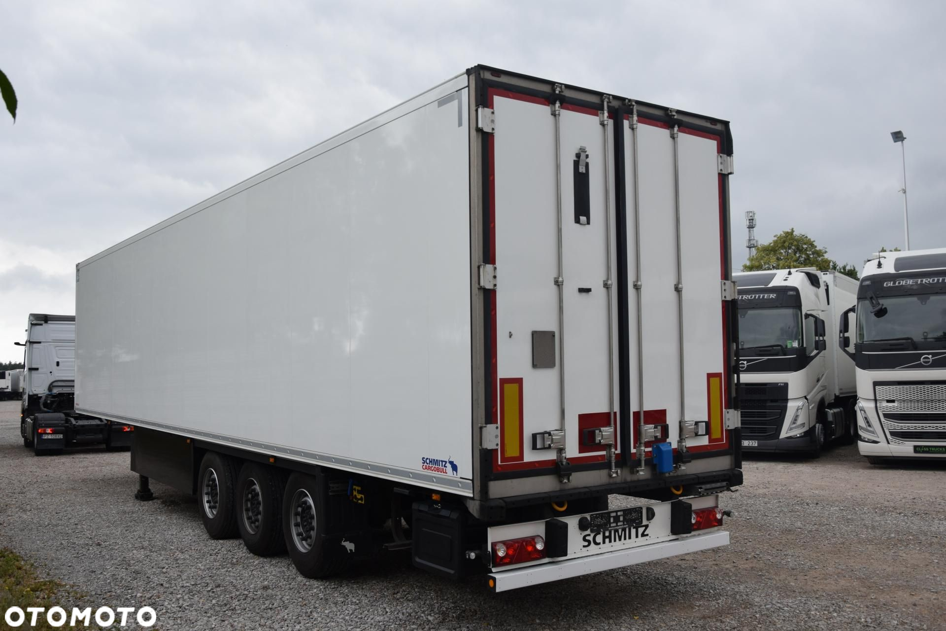 Schmitz Cargobull SKO FP 60 ThermoKing SLXi 300 - 7