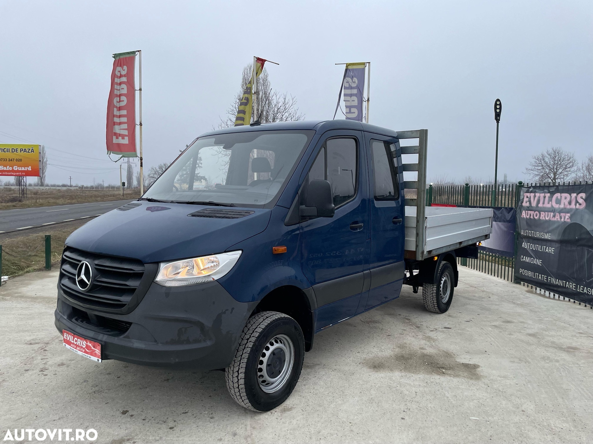 Mercedes-Benz Sprinter 4x4 DOKA - 35