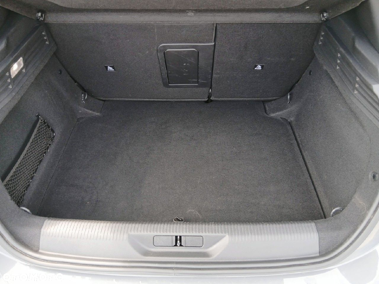 Peugeot 308 1.2 PureTech Allure S&S EAT8 - 6