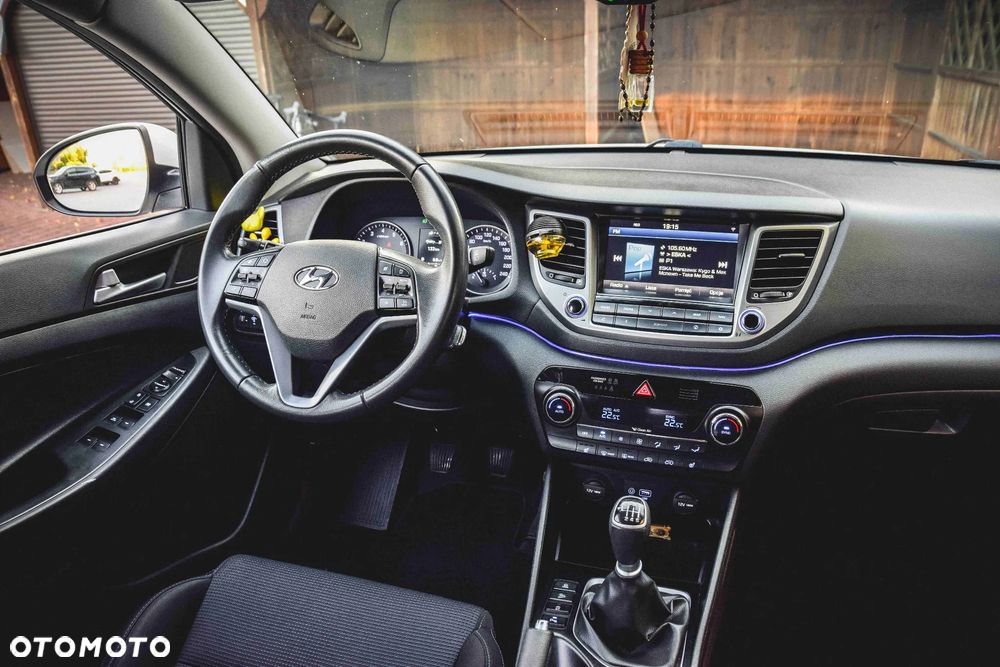 Hyundai Tucson 1.6 GDi 2WD Select - 30