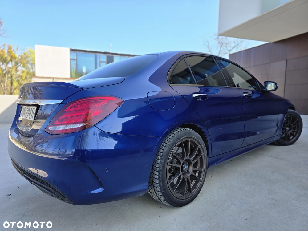 Mercedes-Benz Klasa C AMG 43 4-Matic - 4