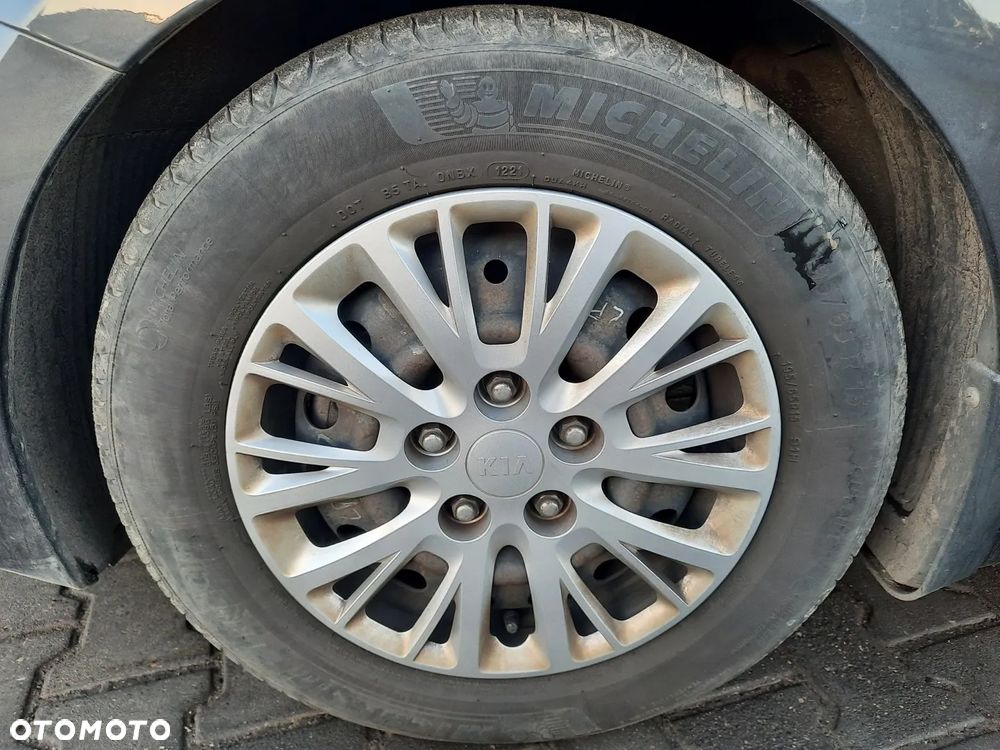 Kia Ceed 1.4 CRDi M - 11