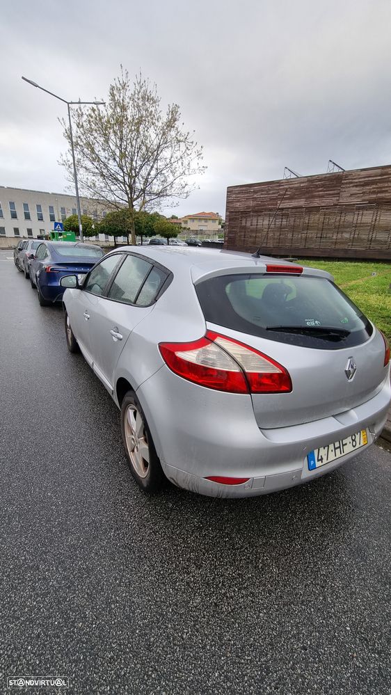 Renault Mégane 1.5 dCi Confort - 2