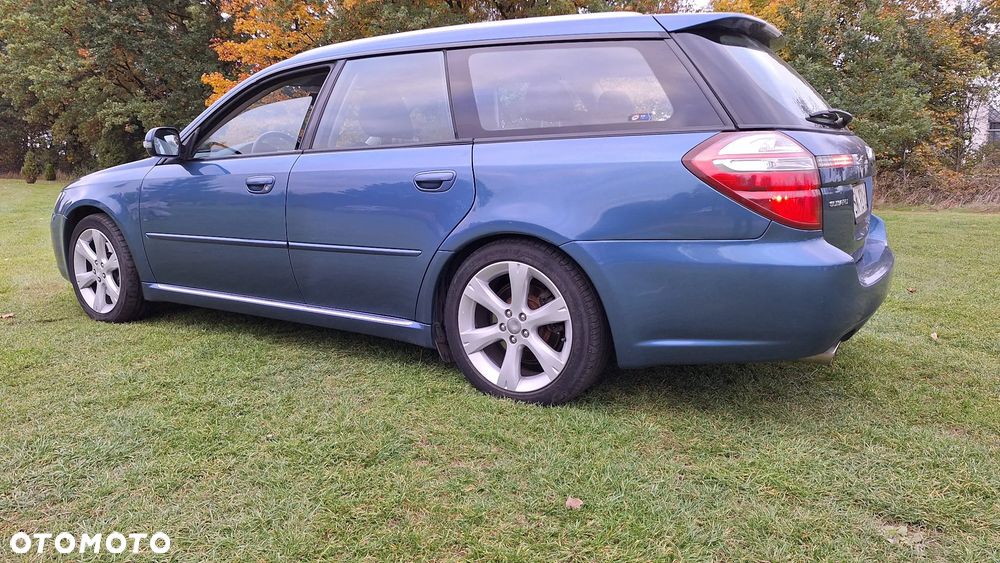 Subaru Legacy 3.0R - 12