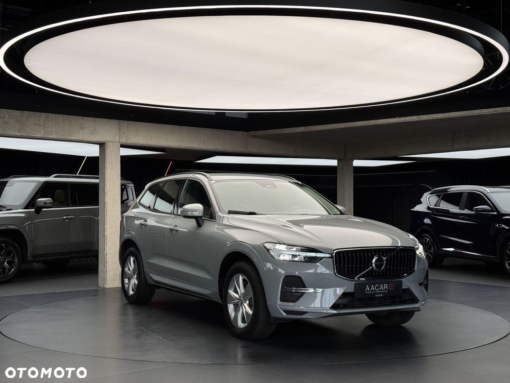 Volvo XC 60 B4 B Essential - 8