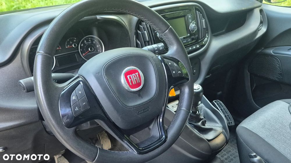 Fiat DOBLO - 17