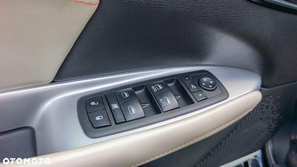 Fiat Freemont 2.0 Multijet Lounge AWD - 8