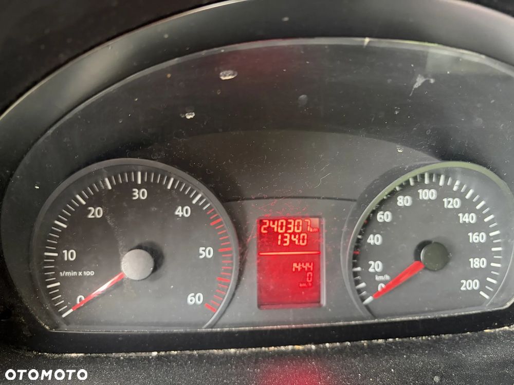 Volkswagen CRAFTER - 8