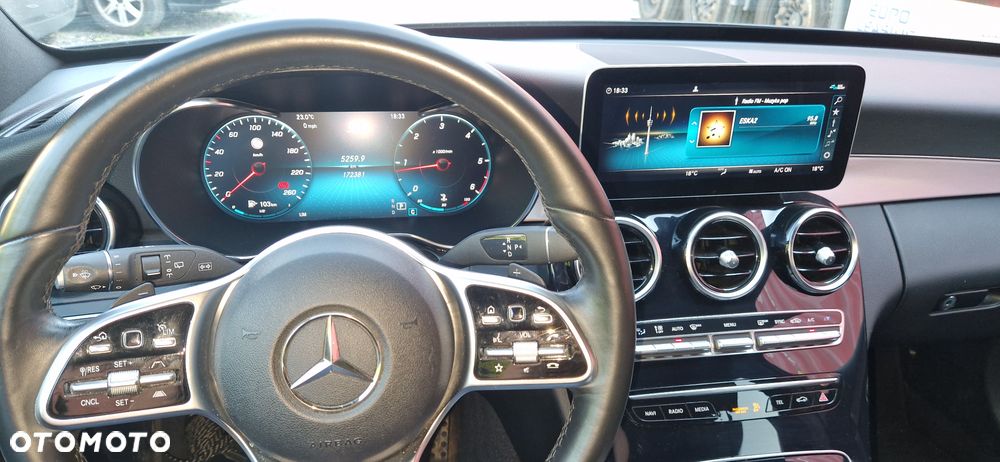 Mercedes-Benz Klasa C 220 d T 9G-TRONIC AMG Line - 18