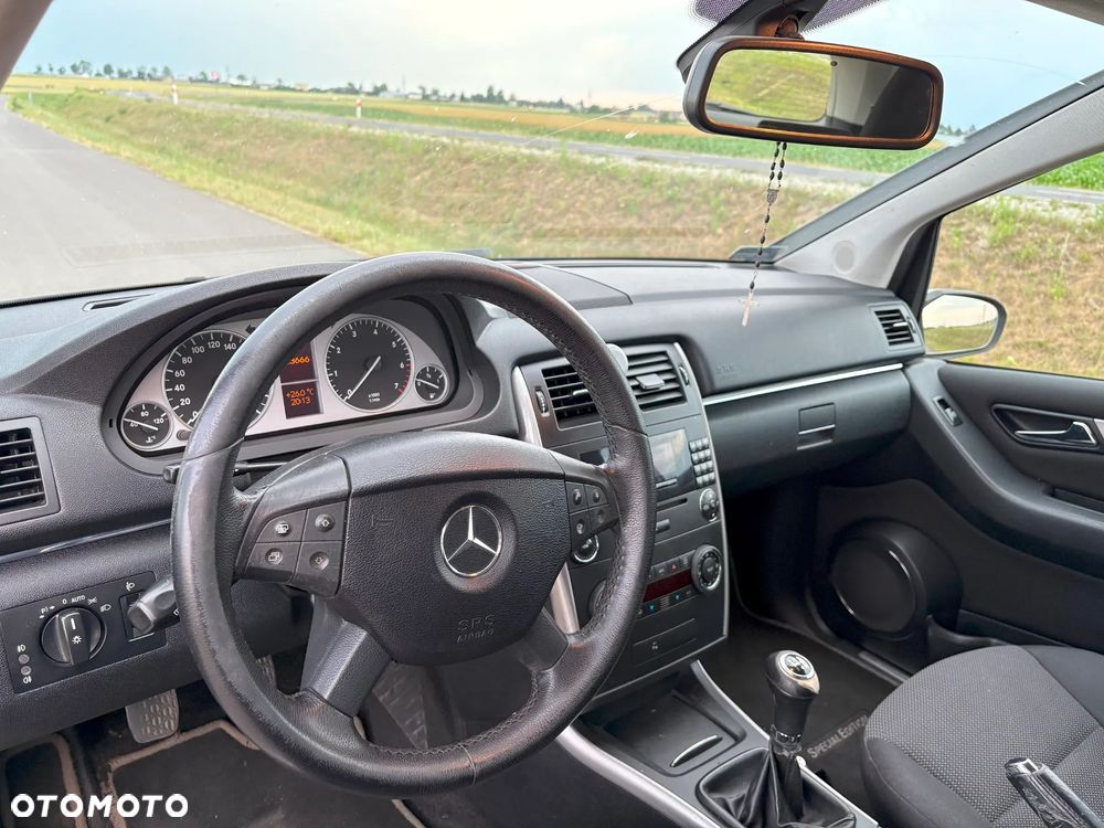 Mercedes-Benz Klasa B 200 Special Edition - 10