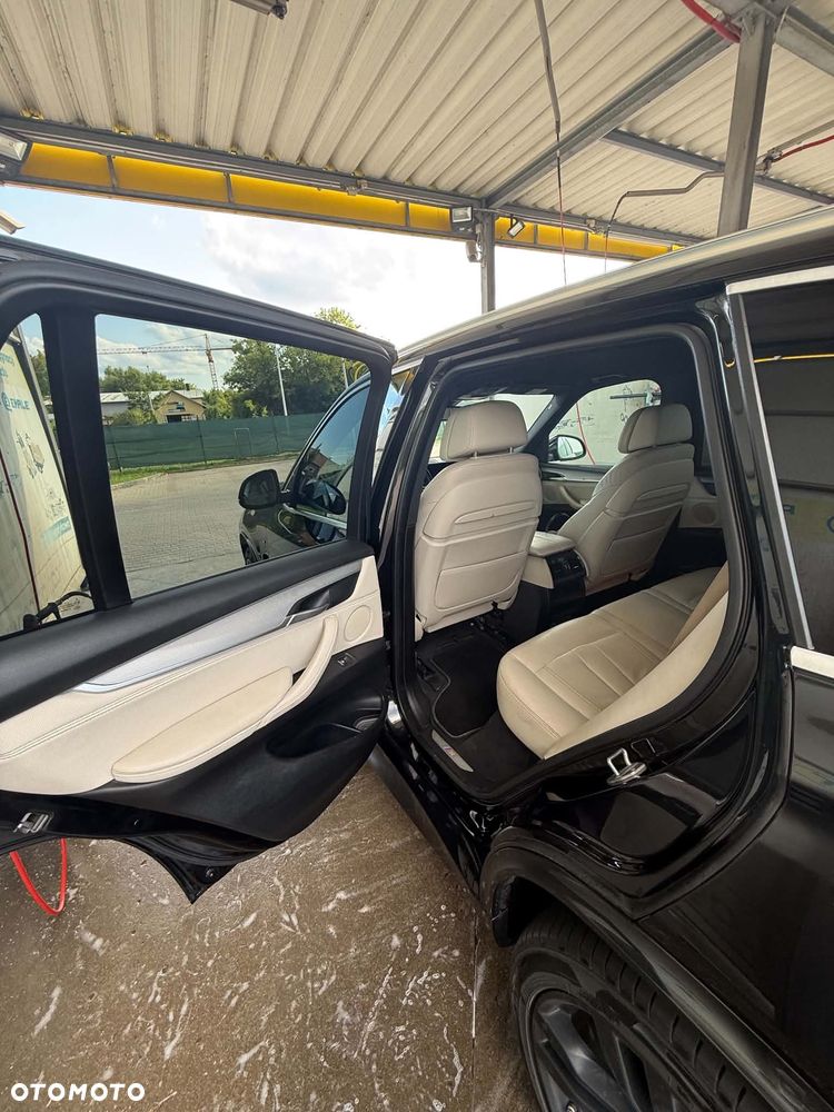 BMW X5 xDrive30d - 14