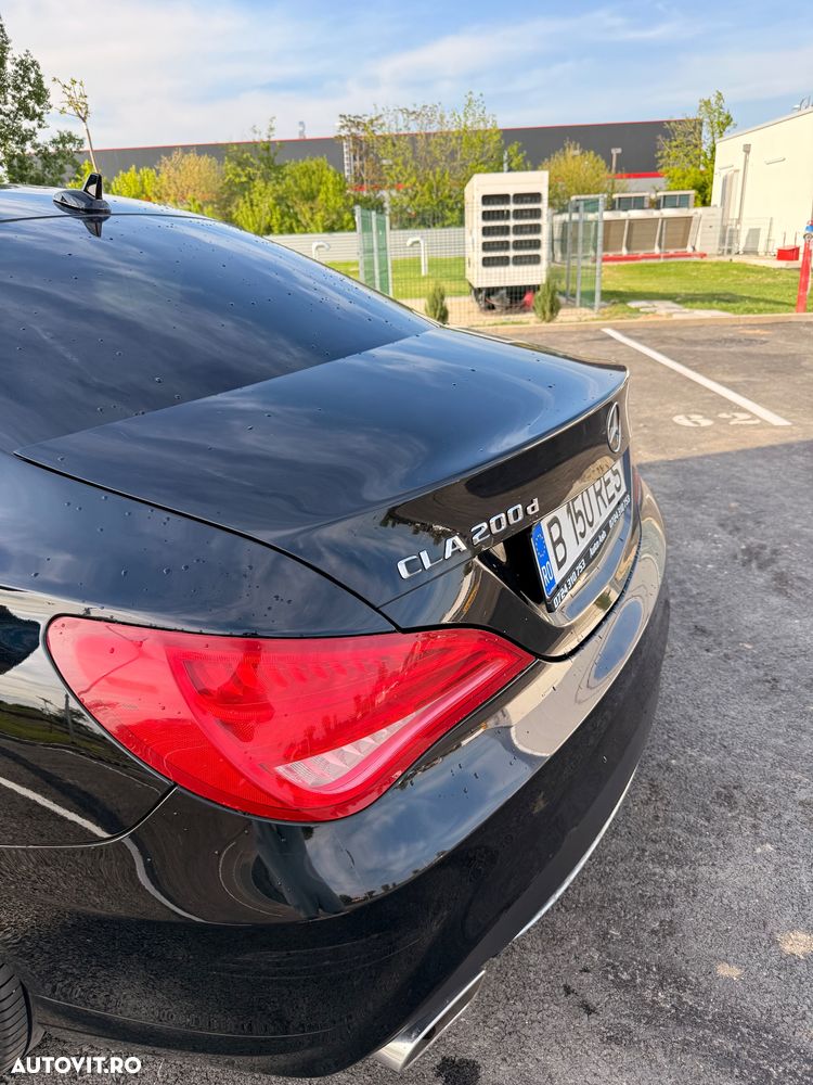 Mercedes-Benz CLA 200 d 4MATIC Aut. - 5