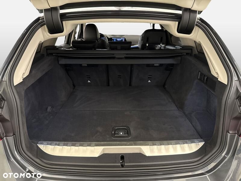 BMW Seria 3 - 21