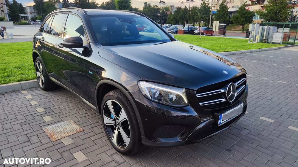 Mercedes-Benz GLC 350 e 4Matic 7G-TRONIC AMG Line - 3