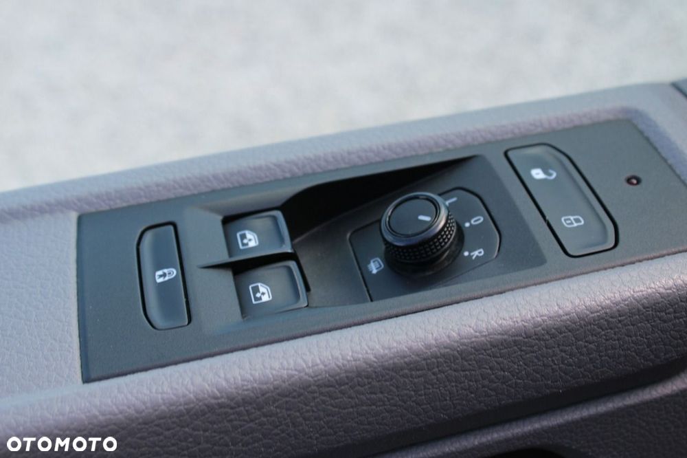 Volkswagen Transporter - 16