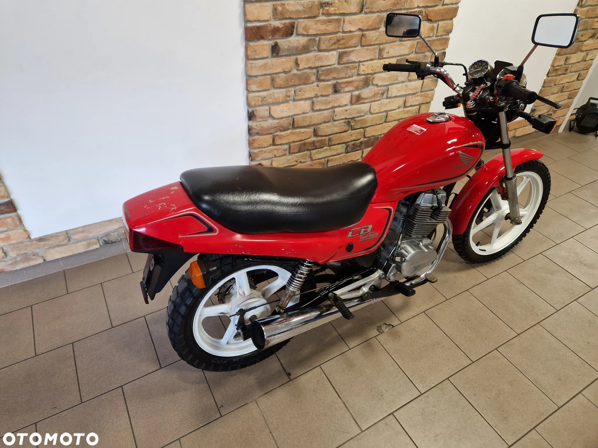 Honda CB - 4