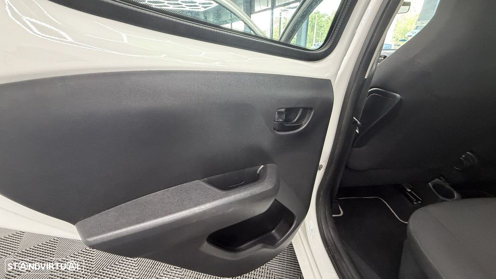 Peugeot 108 1.2 VTi Allure - 15