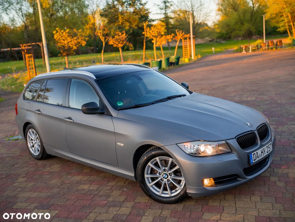 BMW Seria 3 318i Edition Lifestyle - 17