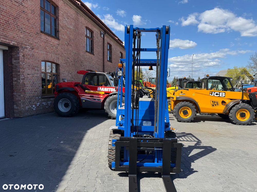 Komatsu FD30T-11E - 8