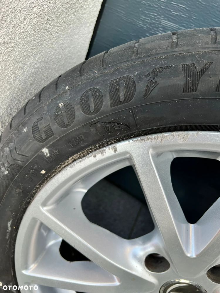 Felgi aluminiowe z oponami 195/55/16 do BMW 116 - 5