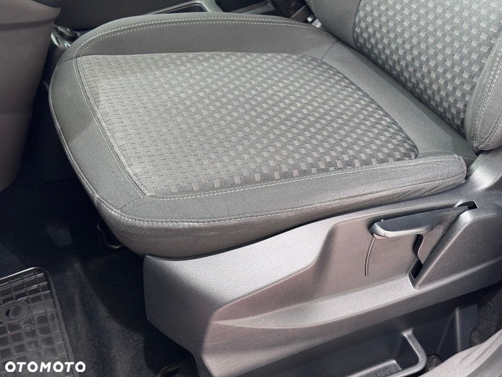 Ford Transit Connect - 11