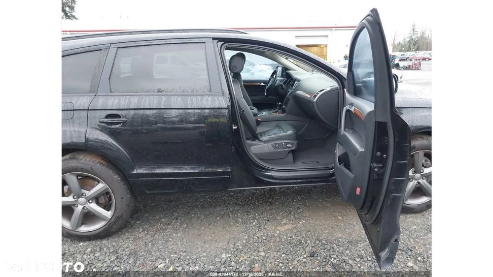 Audi Q7 - 10