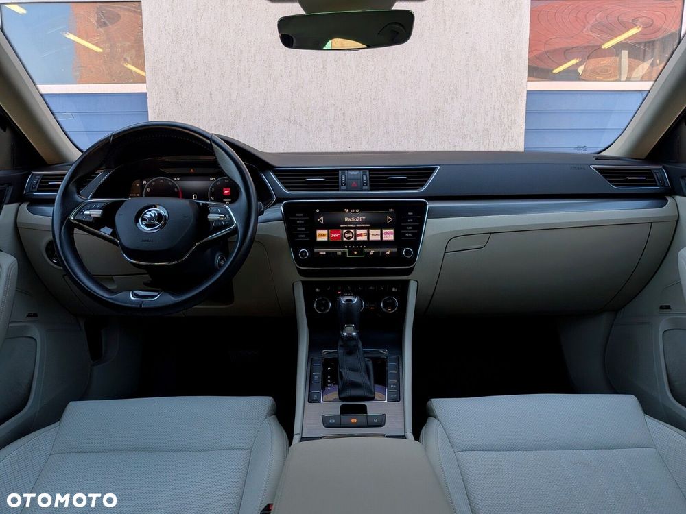 Skoda Superb 2.0 TSI Style DSG - 19