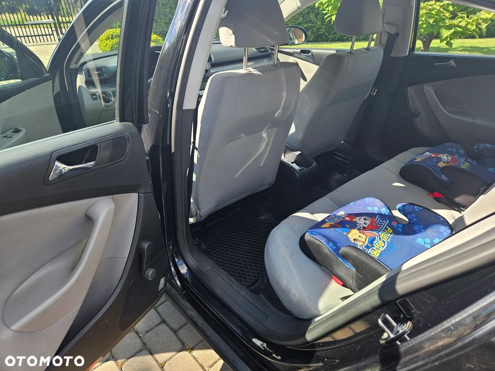 Volkswagen Passat 1.9 TDI Comfortline - 8
