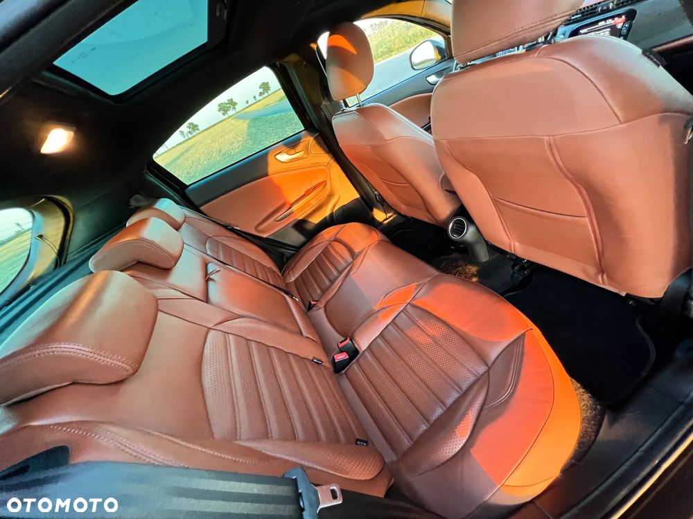 Alfa Romeo Giulietta 2.0 JTDM Exclusive TCT - 11