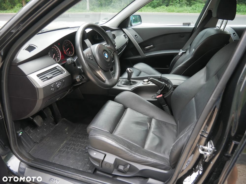 BMW Seria 5 530i - 6