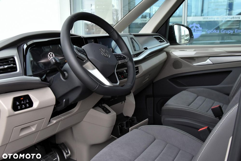 Volkswagen Multivan - 17