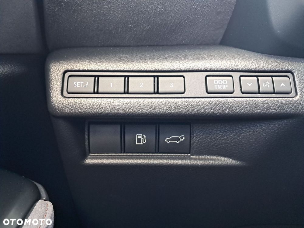 Lexus LBX 1.5 Hybrid Cool - 16