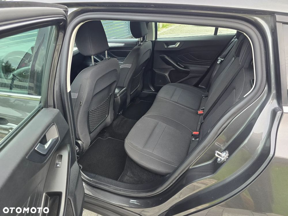 Ford Focus 1.5 TDCi Titanium - 8