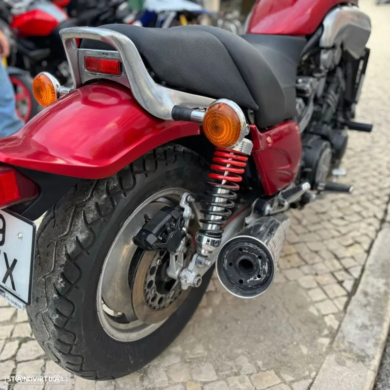 Yamaha Vmax 1200 - 20