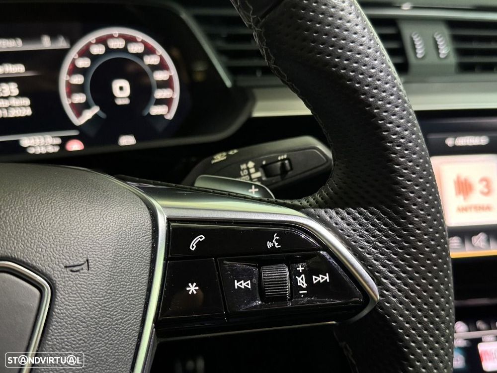 Audi Q8 e-Tron Sportback 50 quattro S line - 25