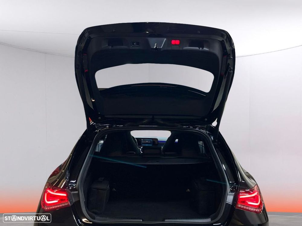 Mercedes-Benz CLA 250 e Shooting Brake AMG Line - 20