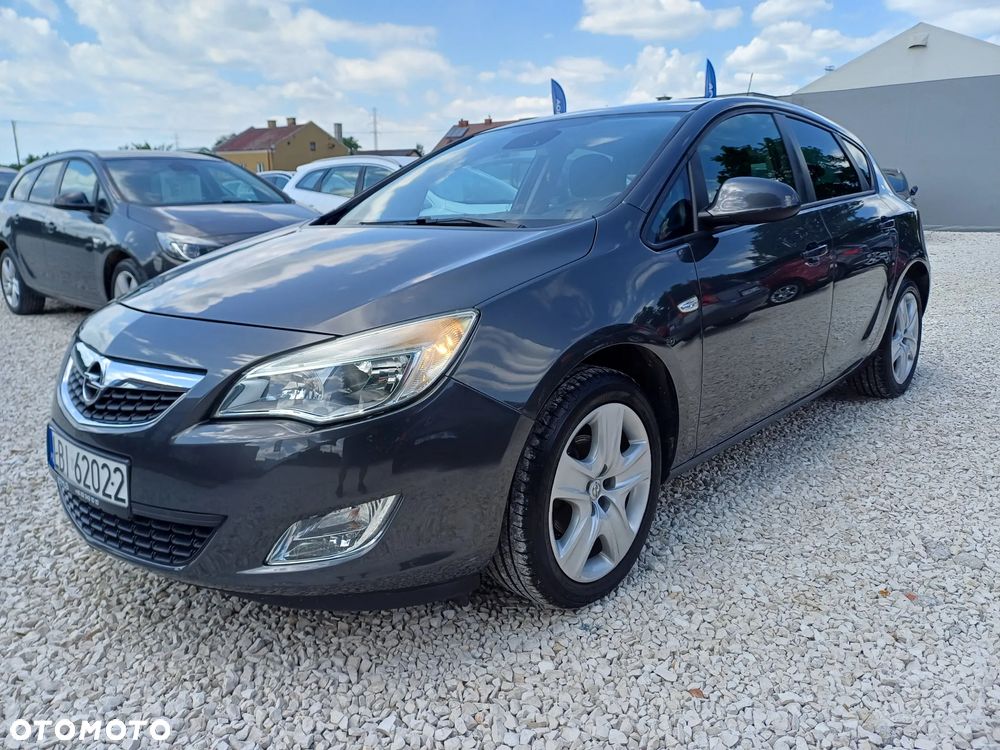 Opel Astra 1.4 Turbo - 2
