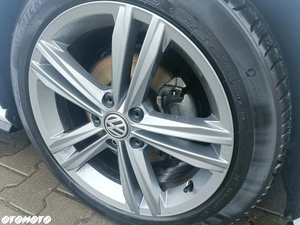 Volkswagen Golf 1.6 TDI BlueMotion Technology DSG Comfortline - 20