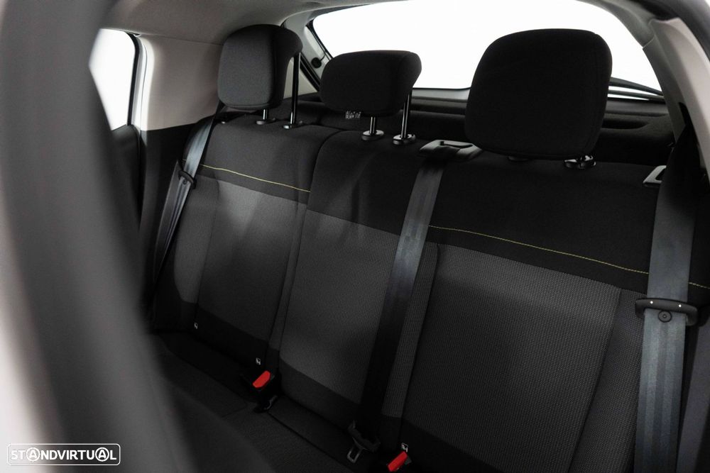 Citroën C3 1.2 PureTech C-Series - 10