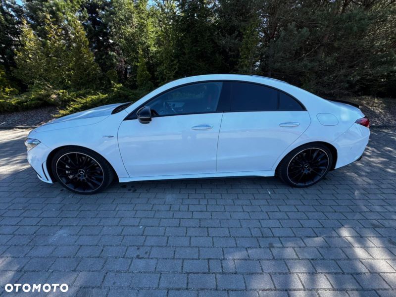 Mercedes-Benz CLA - 1