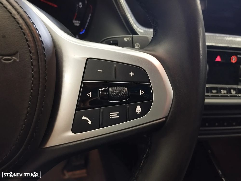 BMW 116 d Pack Desportivo M - 21