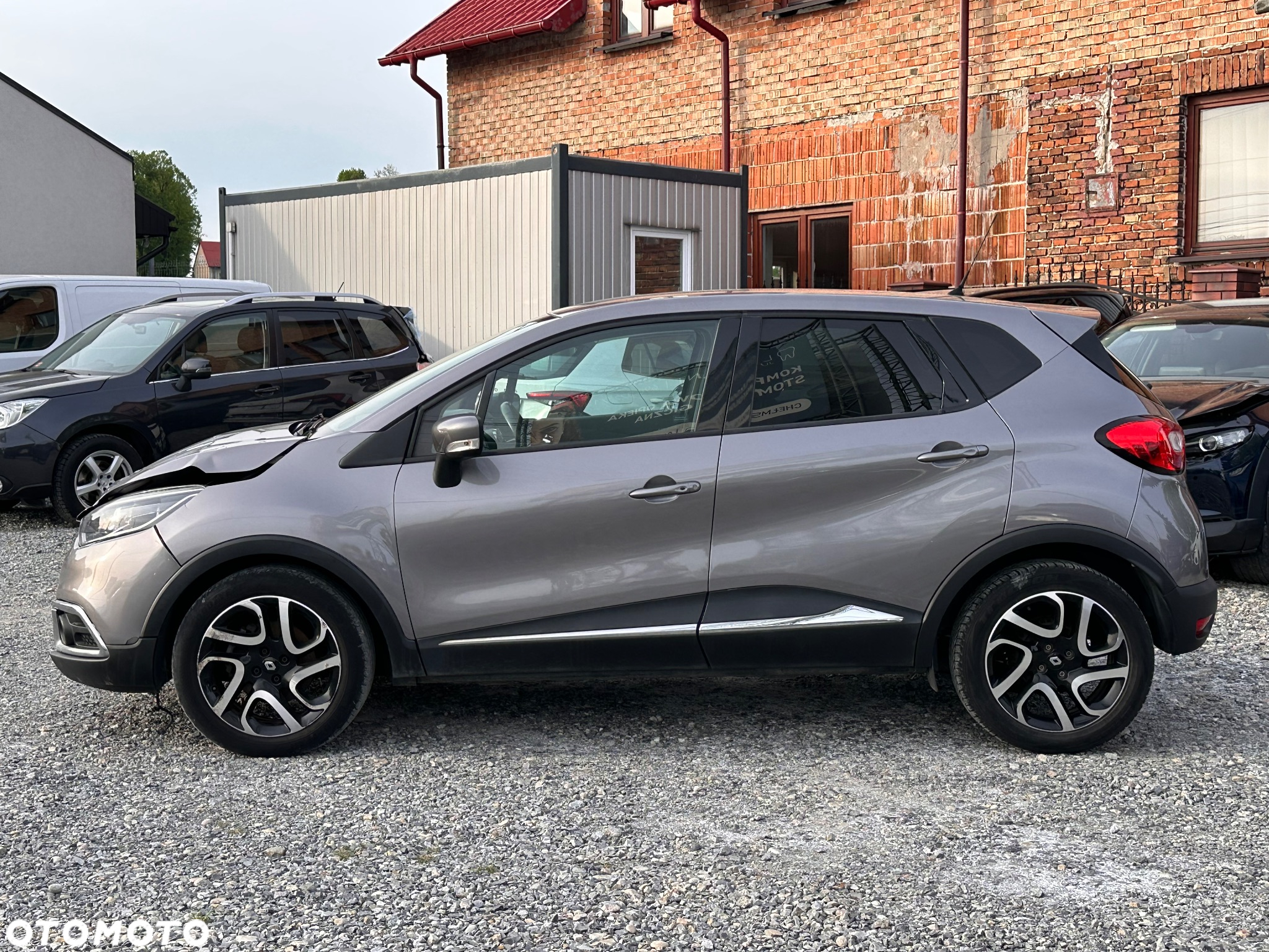 Renault Captur - 17