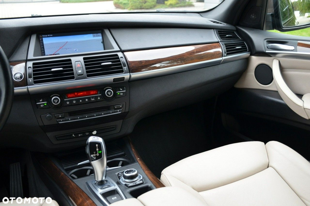BMW X5 - 32