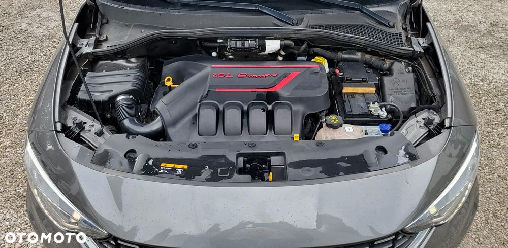 Fiat Tipo Kombi 1.6 E-torQ Lounge - 26