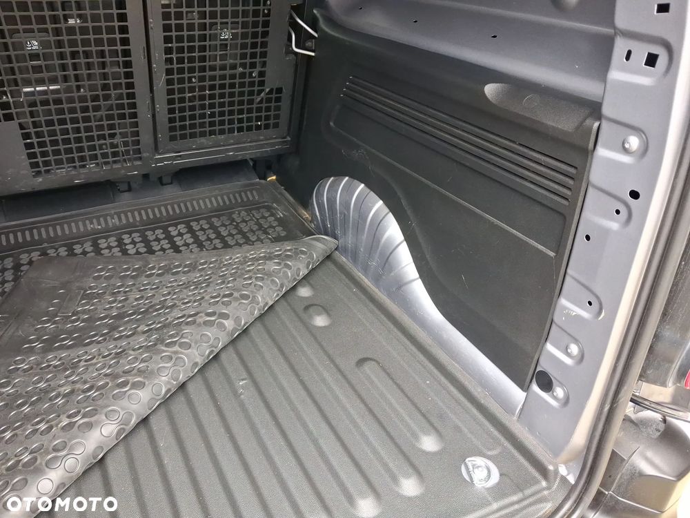 Toyota Proace City D-4D Long 2,3t Active (bryg.) - 24