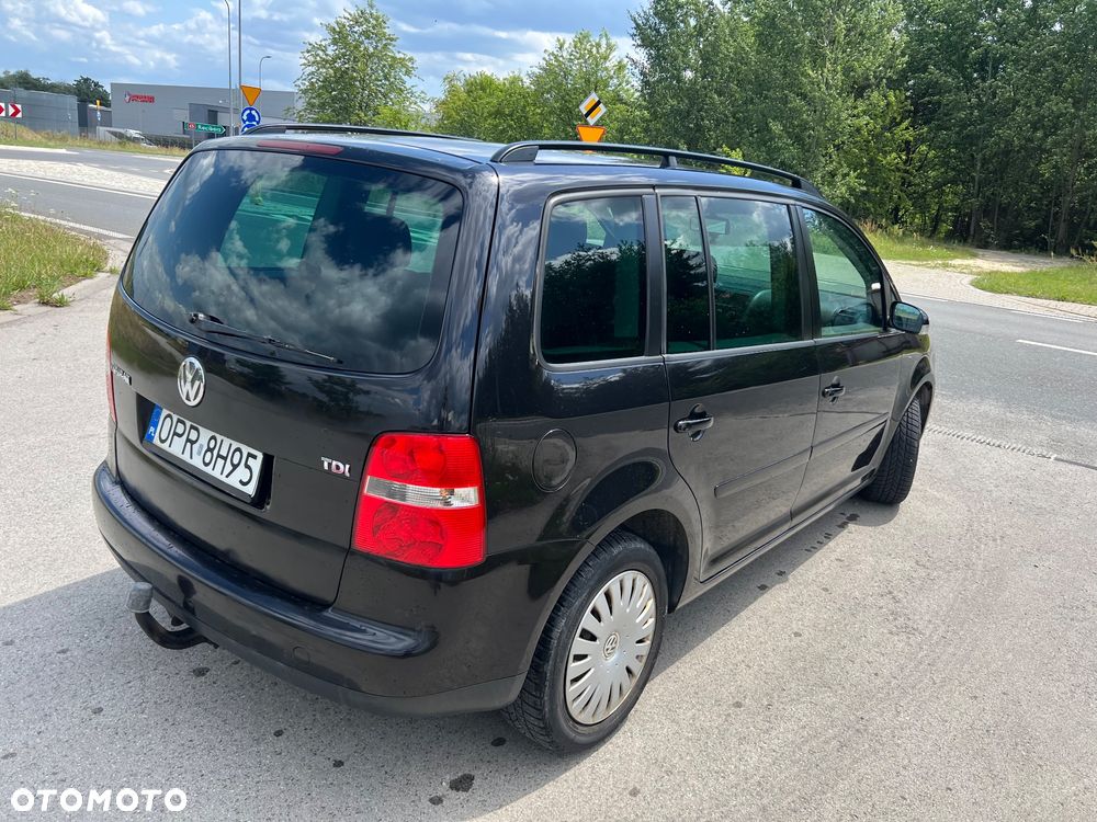 Volkswagen Touran 2.0 TDI Trendline - 4
