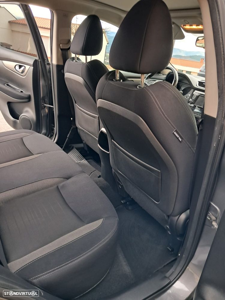 Nissan Qashqai 1.5 dCi Acenta Connect - 11