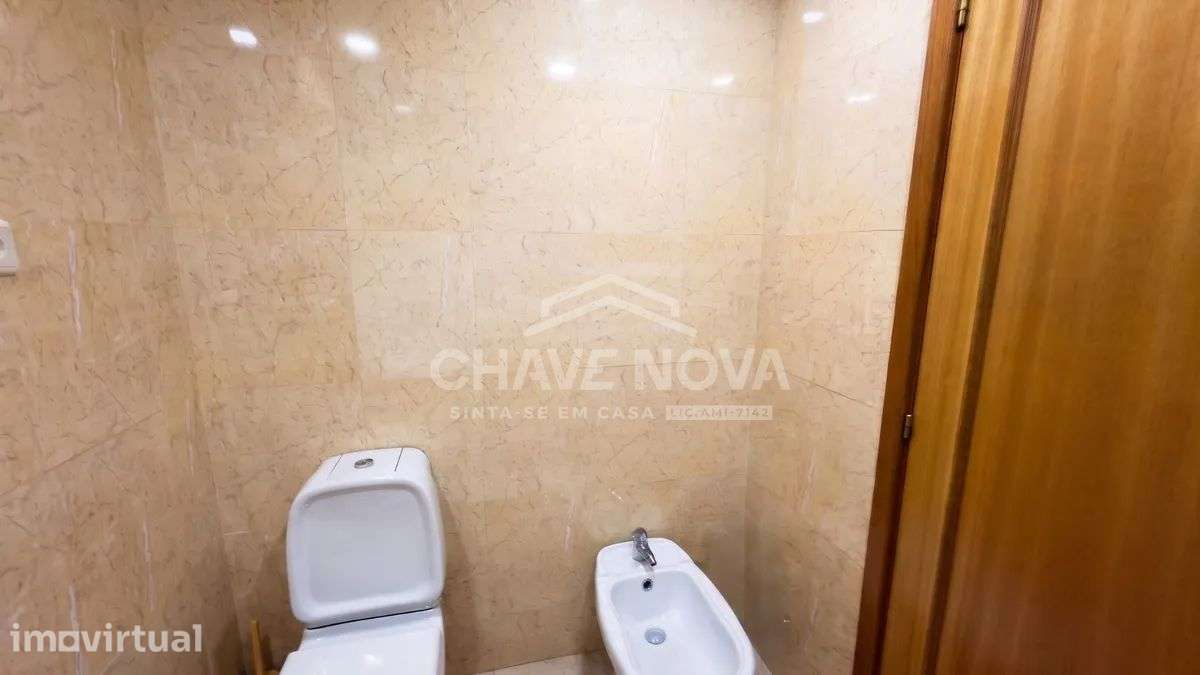 Apartamento T2 à venda na Rua Espiridião de Sousa - Grande imagem: 4/32
