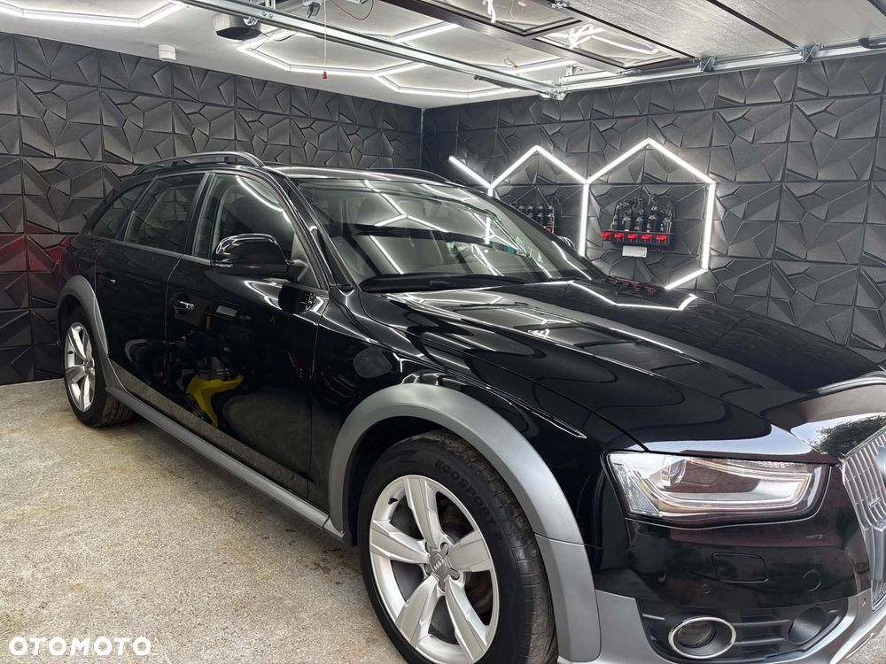Audi A4 Allroad - 11