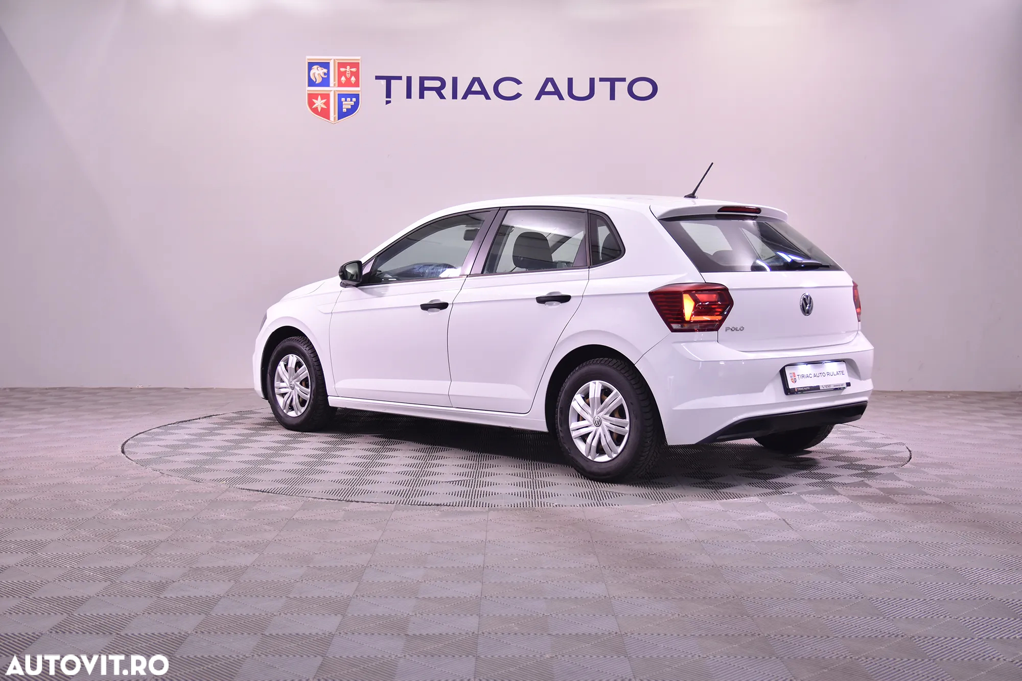 Volkswagen Polo - 3